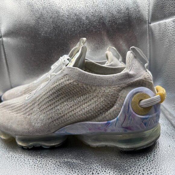 Size 13 Nike Air VaporMax 2020 Flyknit Summit White Mens Sneaker CJ6740-100 - Picture 7 of 10